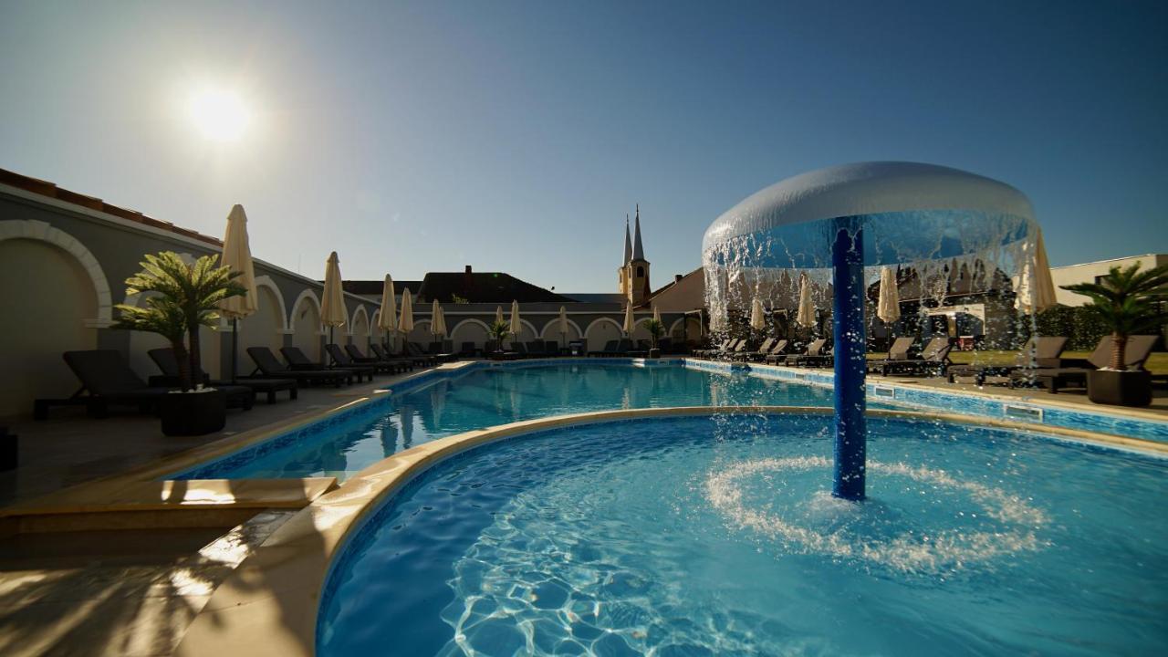 Hotel Astoria 4* Hunedoara