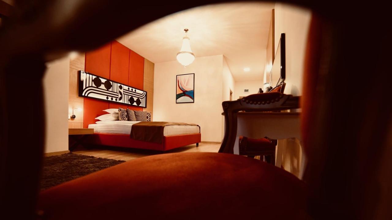 Hotel Astoria Hotel 4*